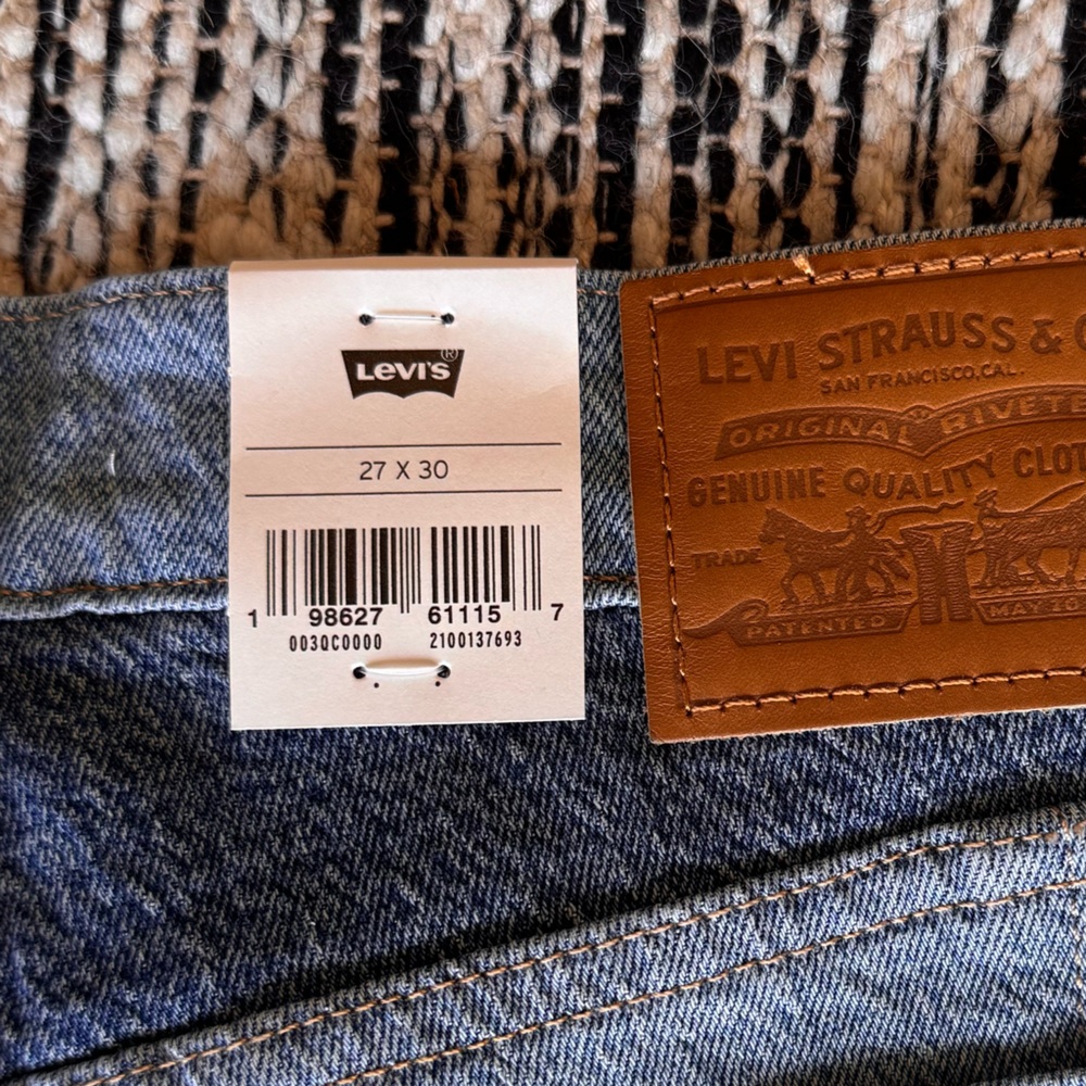Levi’s Patchwork Wedgie Bootcut Jeans - Picture 10 of 10